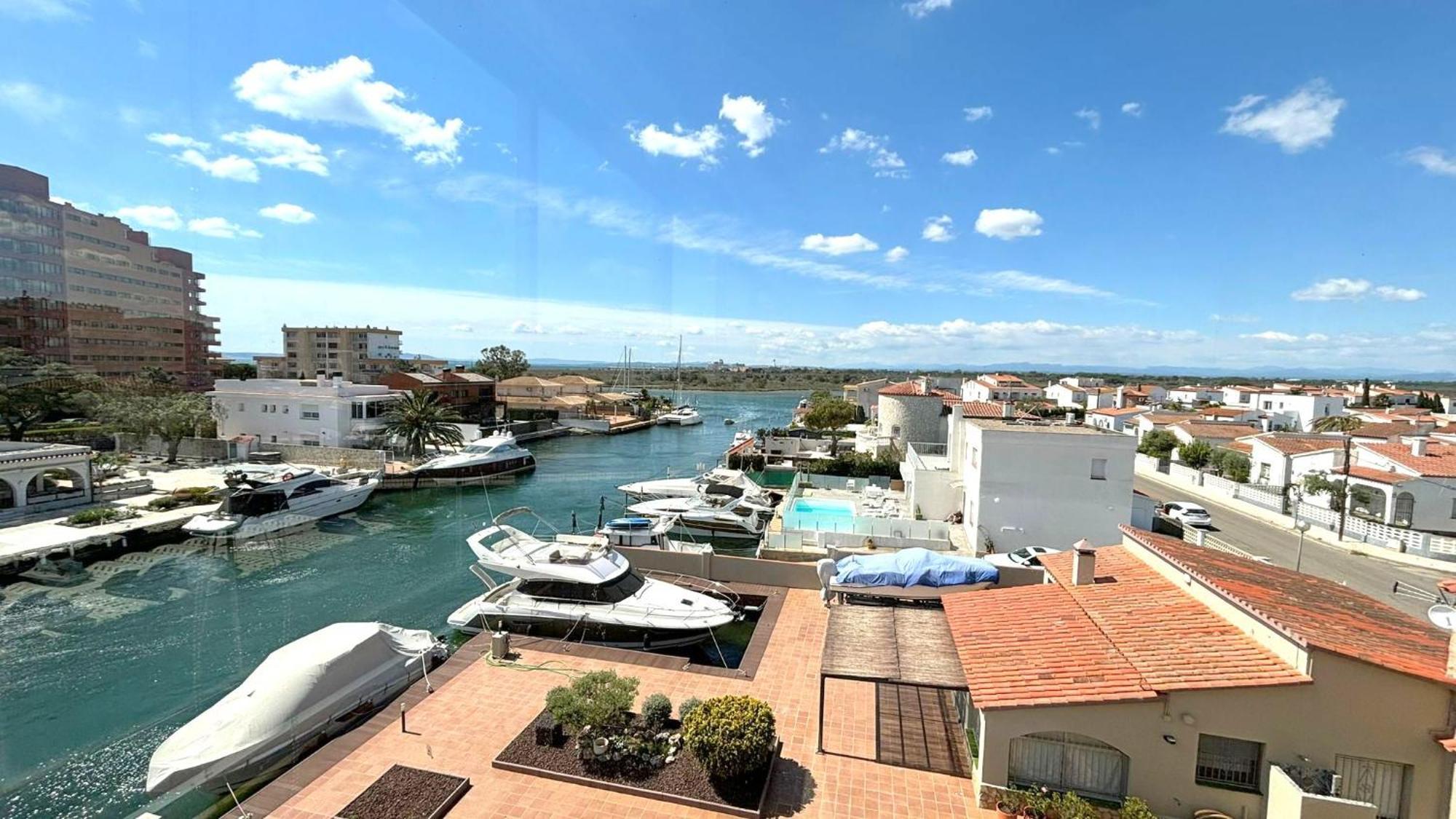 Cap Llarg Appartement *